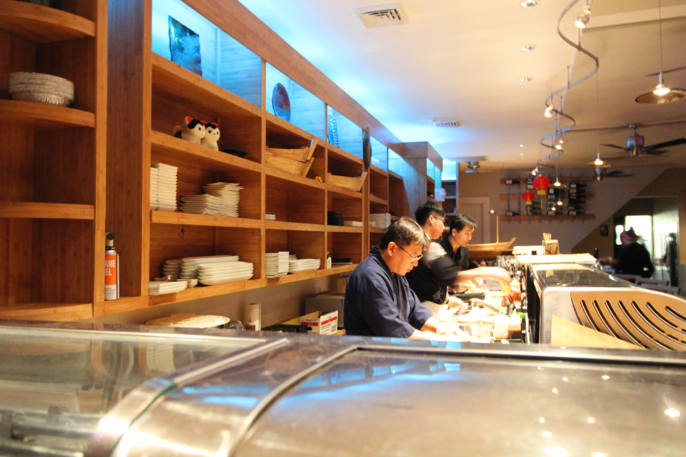 Home - Bluefins Sushi & Saki Bar